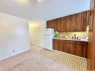 1036 Green Street 204, Honolulu, HI 96822