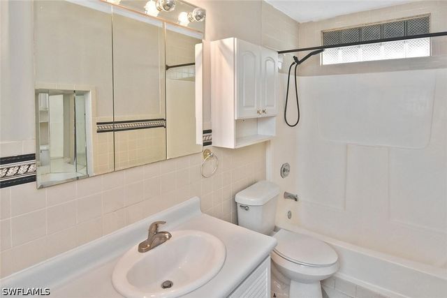 5070 31st AVE SW, Naples, FL 34116