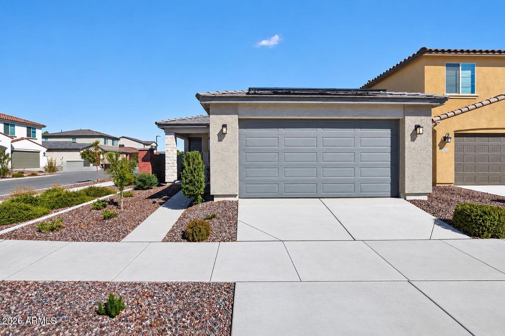 14664 W VALENTINE Street, Surprise, AZ 85379 — photo 3