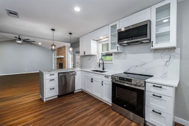 2004 Tarver Road, Burleson, TX 76028