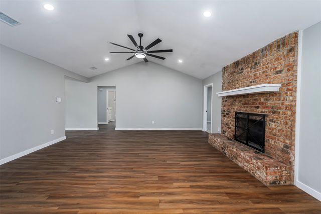 2004 Tarver Road, Burleson, TX 76028