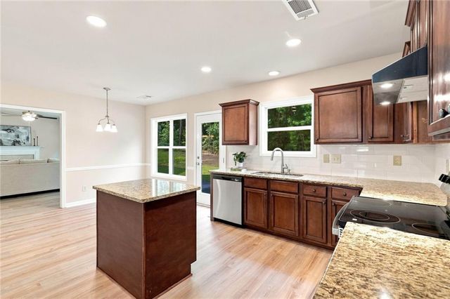 4128 Brynhill Lane, Buford, GA 30518