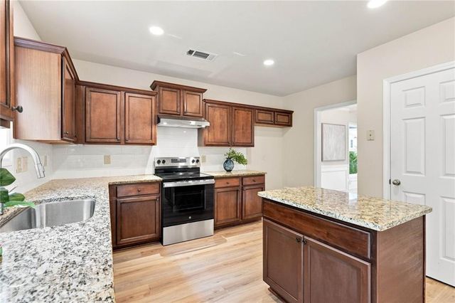 4128 Brynhill Lane, Buford, GA 30518