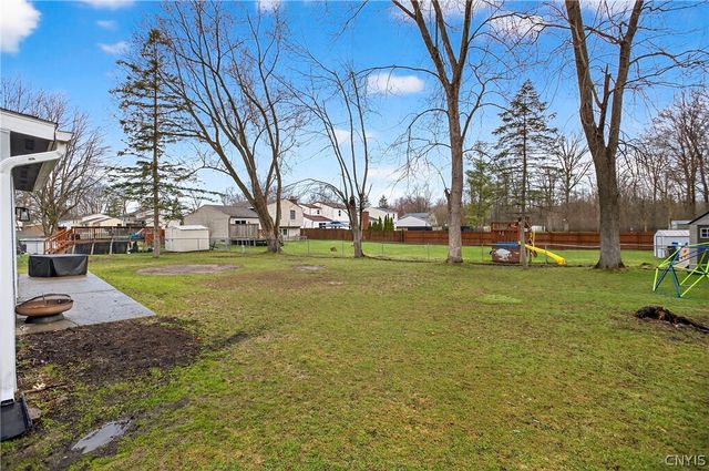 4267 Stepping Stone Lane, Clay, NY 13090