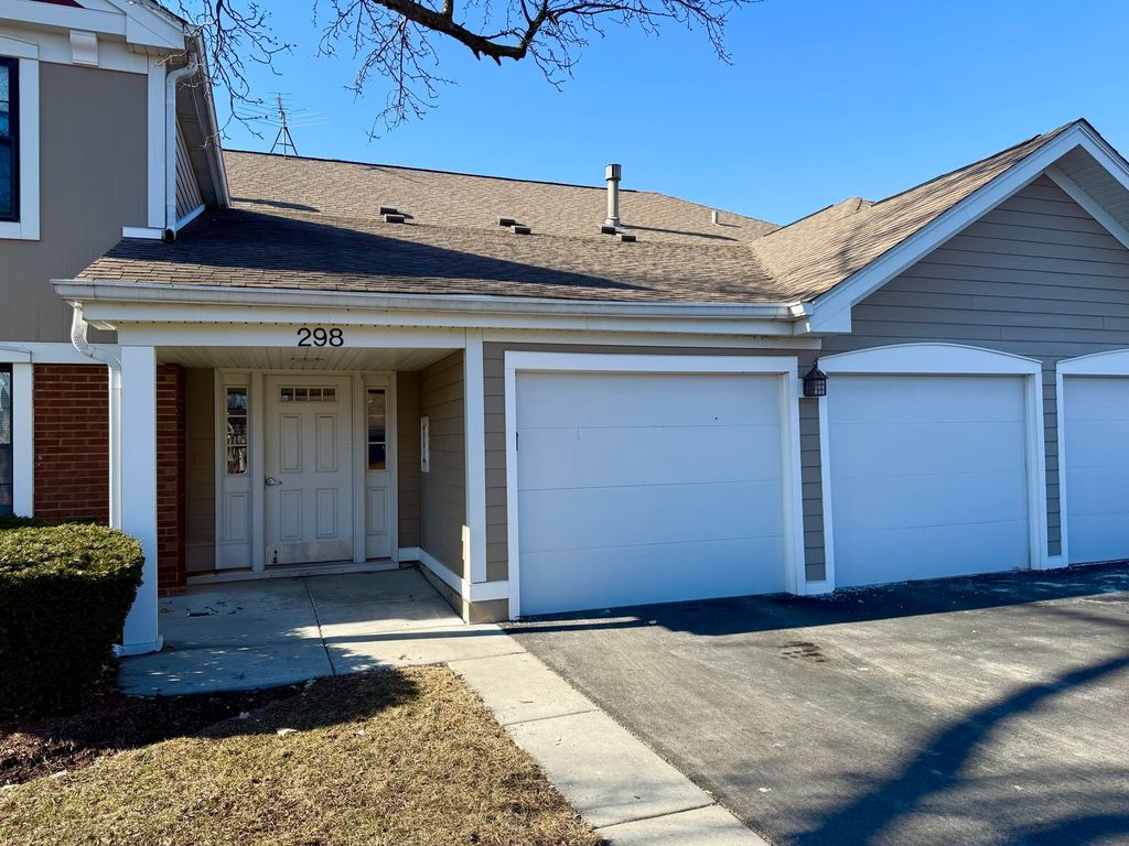 298 Maplewood Court D2, Schaumburg, IL 60193