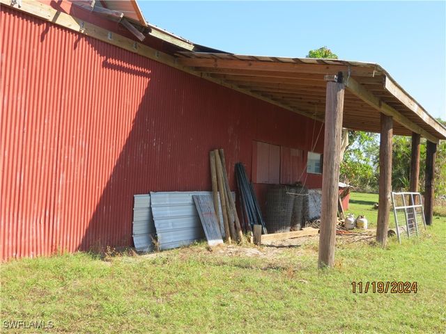 8721 Nome CT, St James City, FL 33956