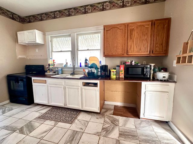 461 N Broadway, Carlisle, KY 40311