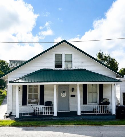 461 N Broadway, Carlisle, KY 40311