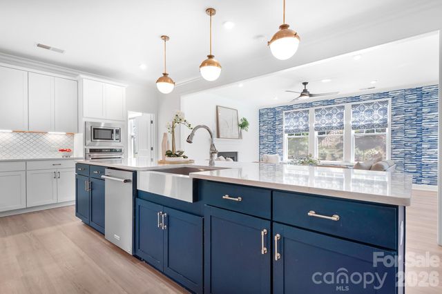 705 Landau Road, Waxhaw, NC 28173