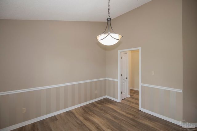 6073 Breckenridge Dr, Milton, FL 32570