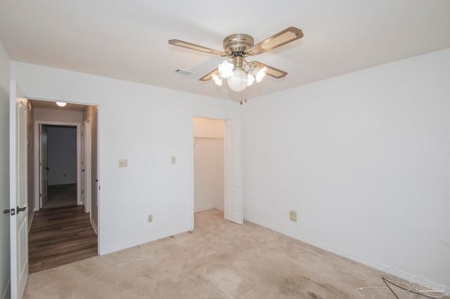 6073 Breckenridge Dr, Milton, FL 32570