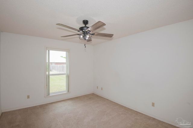 6073 Breckenridge Dr, Milton, FL 32570