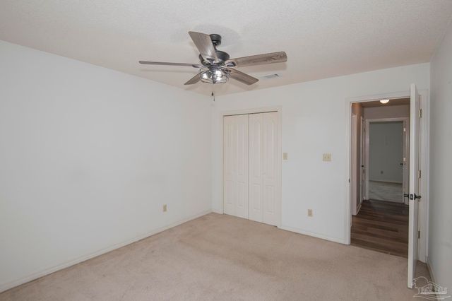 6073 Breckenridge Dr, Milton, FL 32570