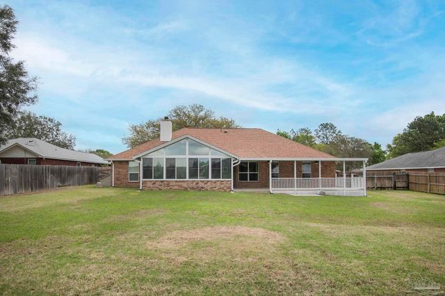 6073 Breckenridge Dr, Milton, FL 32570