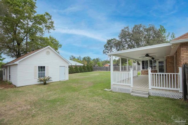 6073 Breckenridge Dr, Milton, FL 32570