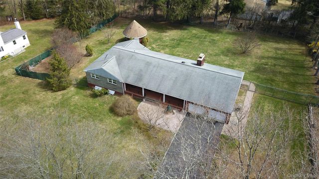 80 Eton Road, Thornwood, NY 10594