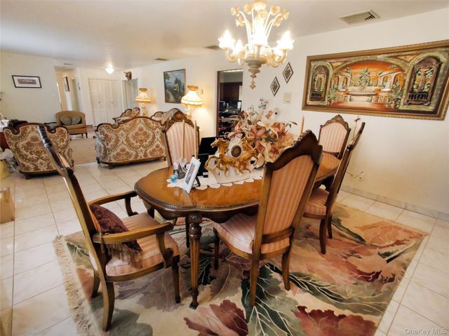 80 Eton Road, Thornwood, NY 10594