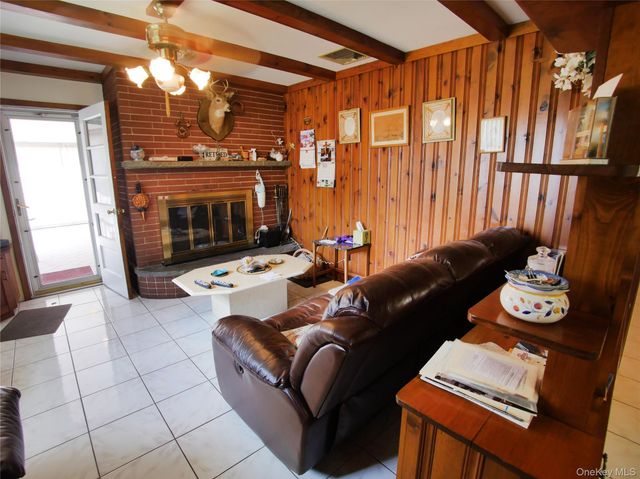 80 Eton Road, Thornwood, NY 10594