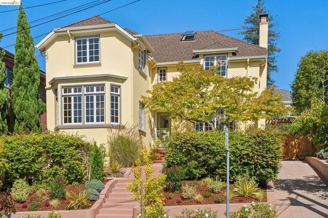 6212 ROCKWELL St, Oakland, CA 94618