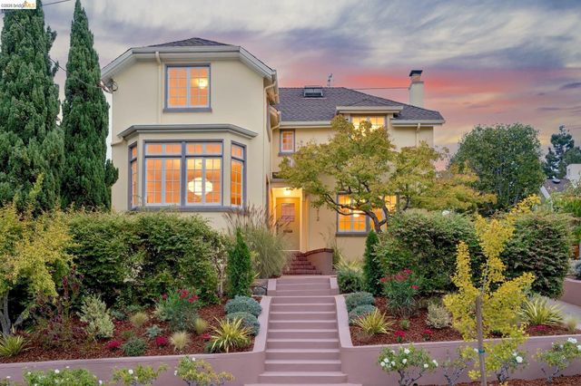 6212 ROCKWELL St, Oakland, CA 94618