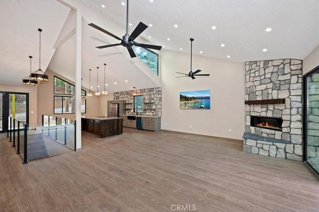 28986 Alder Terrace, Lake Arrowhead, CA 92321