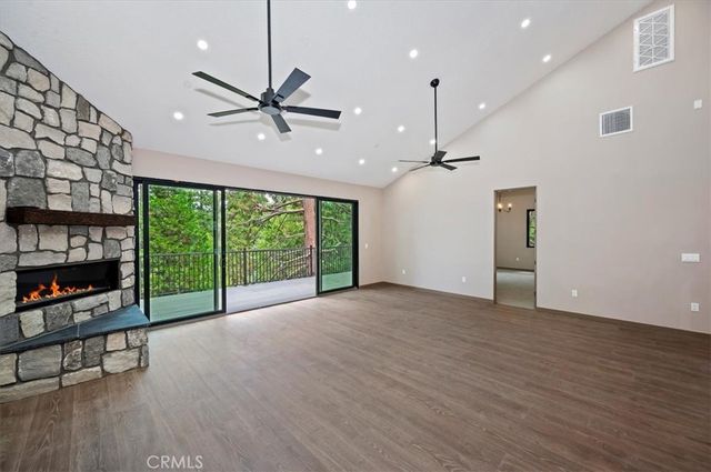 28986 Alder Terrace, Lake Arrowhead, CA 92321
