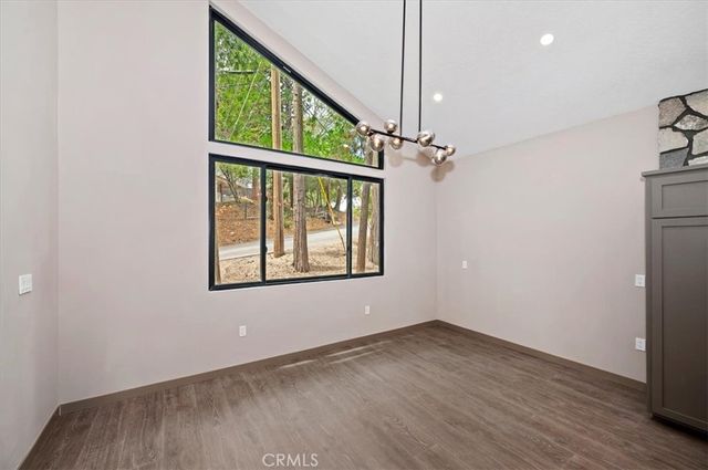 28986 Alder Terrace, Lake Arrowhead, CA 92321