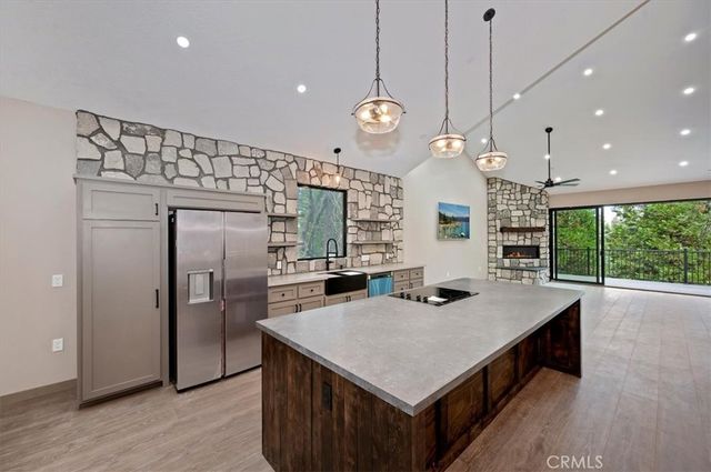 28986 Alder Terrace, Lake Arrowhead, CA 92321