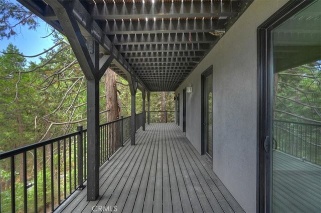 28986 Alder Terrace, Lake Arrowhead, CA 92321