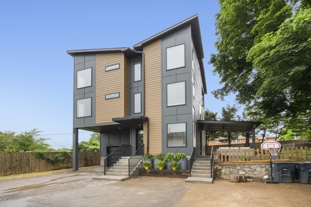530 Continental Dr, Nashville, TN 37209