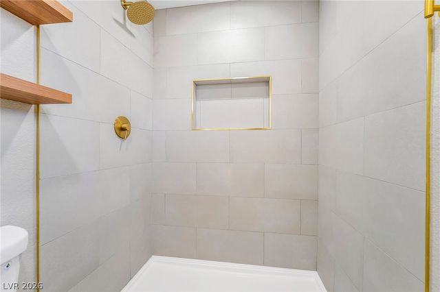 517 Longtree Avenue, Henderson, NV 89011