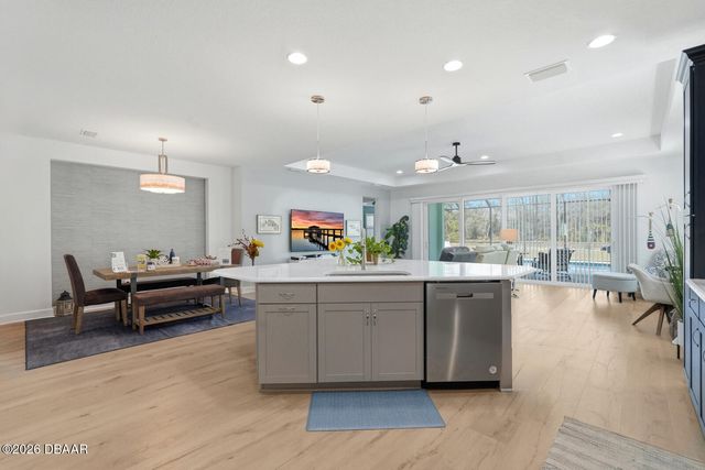 488 Hang Loose Way, Daytona Beach, FL 32124