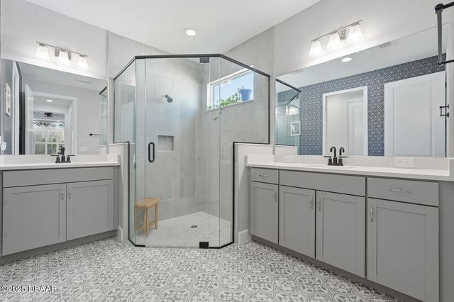 488 Hang Loose Way, Daytona Beach, FL 32124