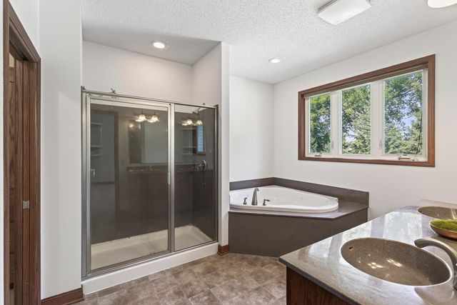 2311 Seurer Street, Elko New Market, MN 55054