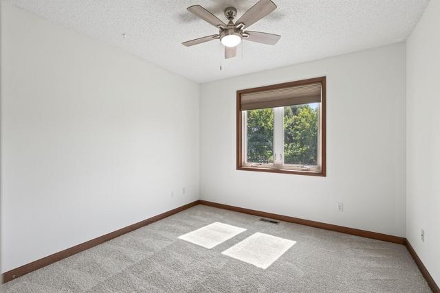 2311 Seurer Street, Elko New Market, MN 55054