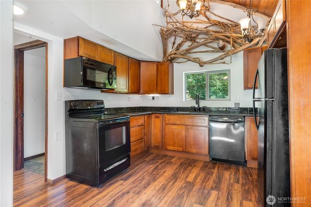 310 Fir Lane NW, Lakebay, WA 98349