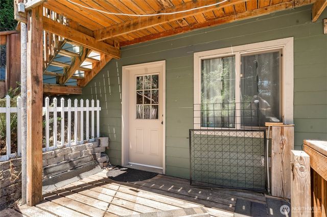 310 Fir Lane NW, Lakebay, WA 98349
