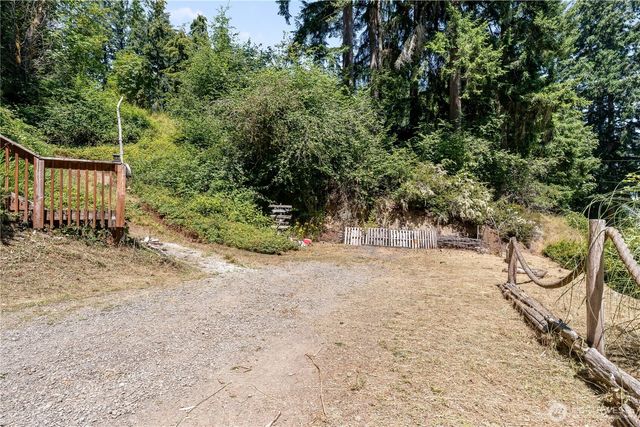 310 Fir Lane NW, Lakebay, WA 98349