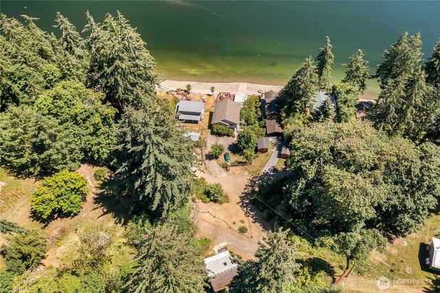 310 Fir Lane NW, Lakebay, WA 98349