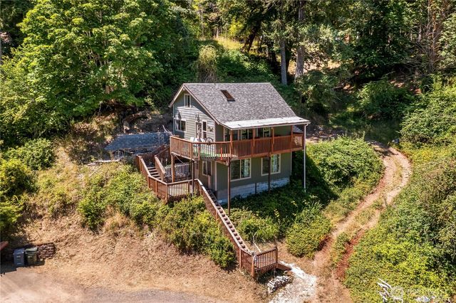 310 Fir Lane NW, Lakebay, WA 98349