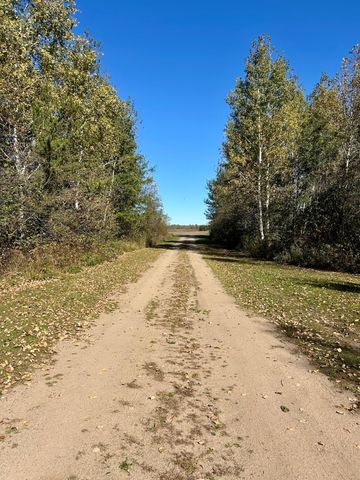 1827 24th Street SW, Pine River, MN 56474