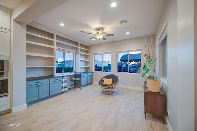 1687 E Lobo Street, San Tan Valley, AZ 85140