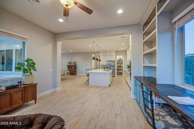 1687 E Lobo Street, San Tan Valley, AZ 85140