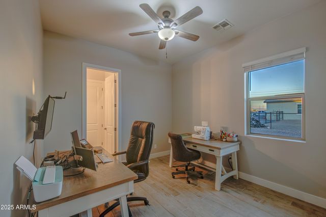 1687 E Lobo Street, San Tan Valley, AZ 85140