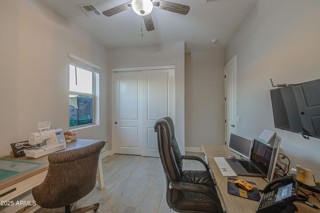 1687 E Lobo Street, San Tan Valley, AZ 85140