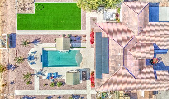 1687 E Lobo Street, San Tan Valley, AZ 85140