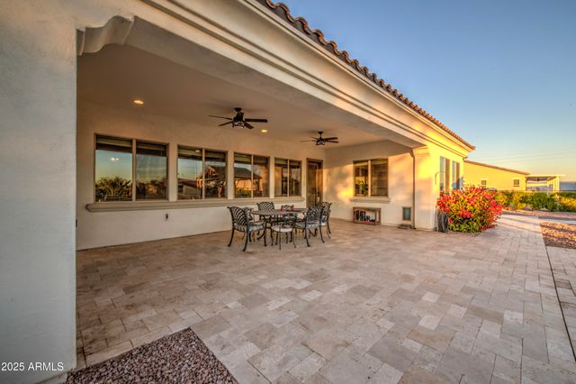 1687 E Lobo Street, San Tan Valley, AZ 85140