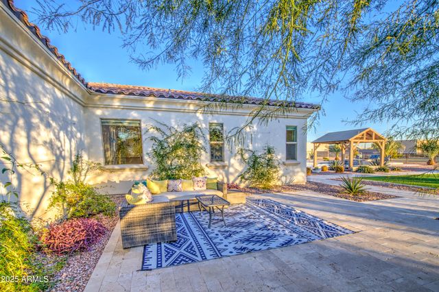 1687 E Lobo Street, San Tan Valley, AZ 85140