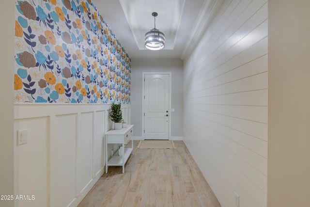 1687 E Lobo Street, San Tan Valley, AZ 85140