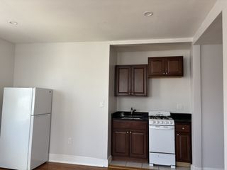 166 Salem b1, Malden, MA 02148